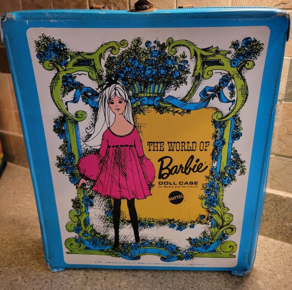 Vintage 1968 Mattel The World of Barbie Doll Case Carry Original No. 102